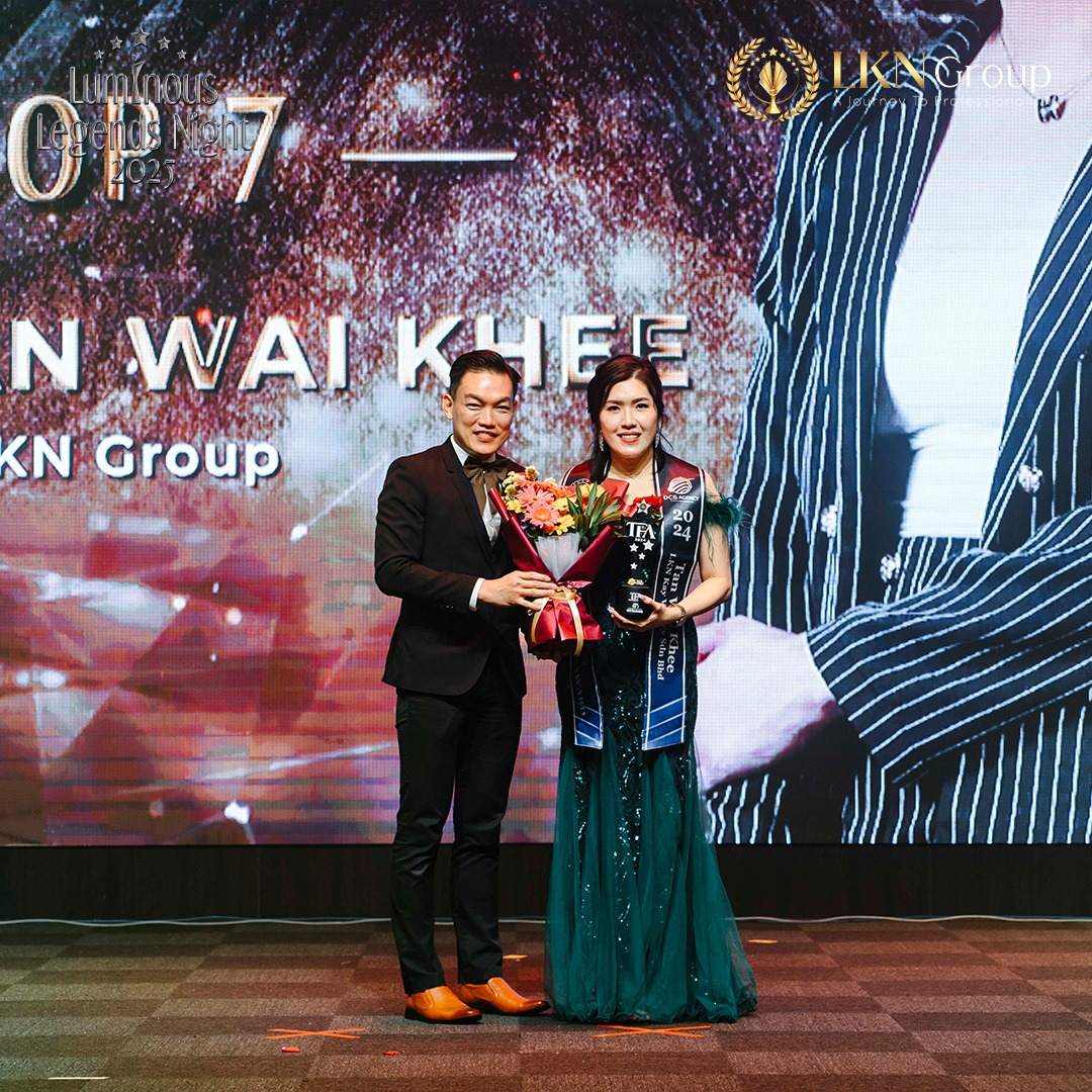 The Presidential Award - Top 7
Kate Tan